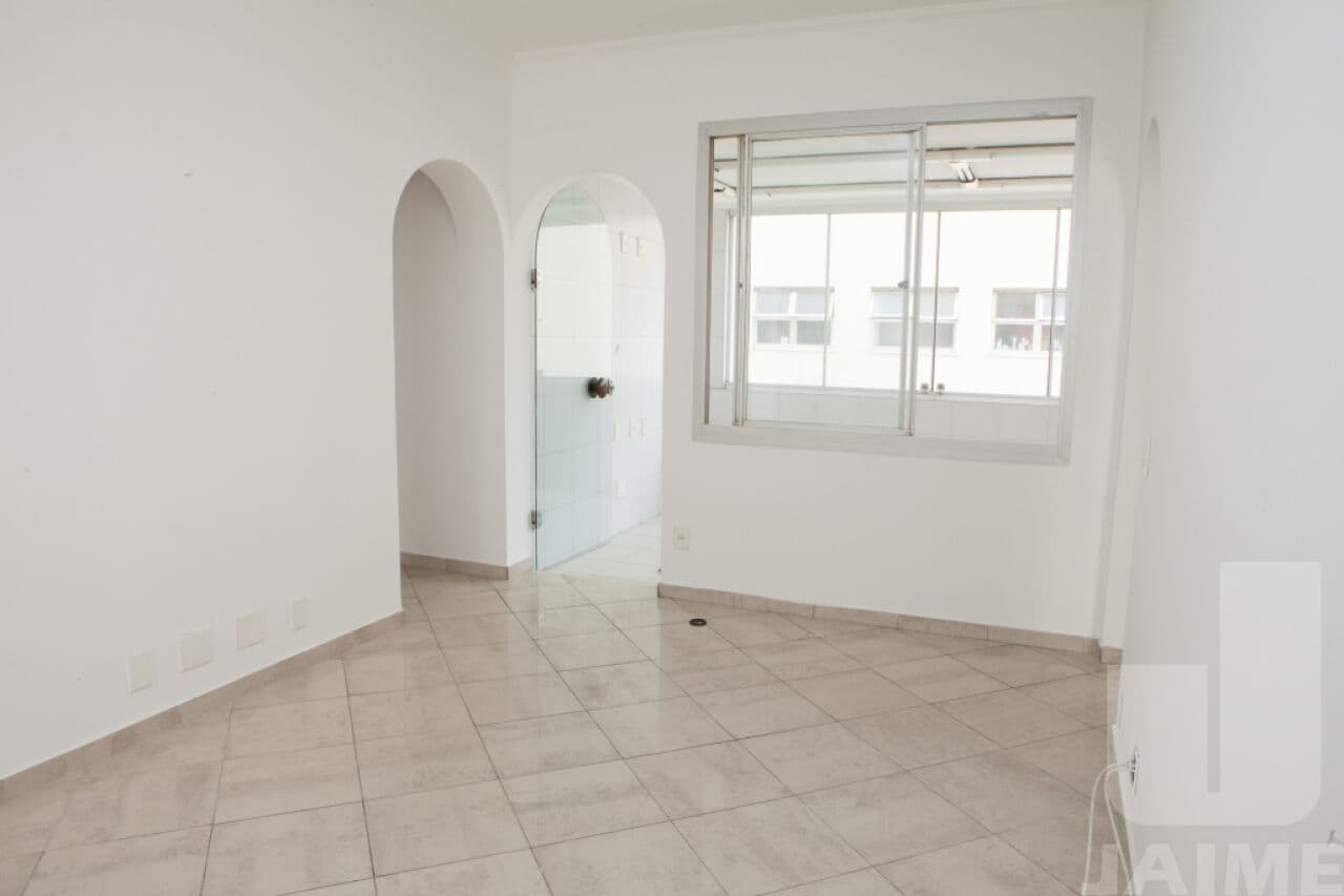 Apartamento de 2 dormitórios na R DOUTOR VEIGA FILHO — Higienópolis, São Paulo