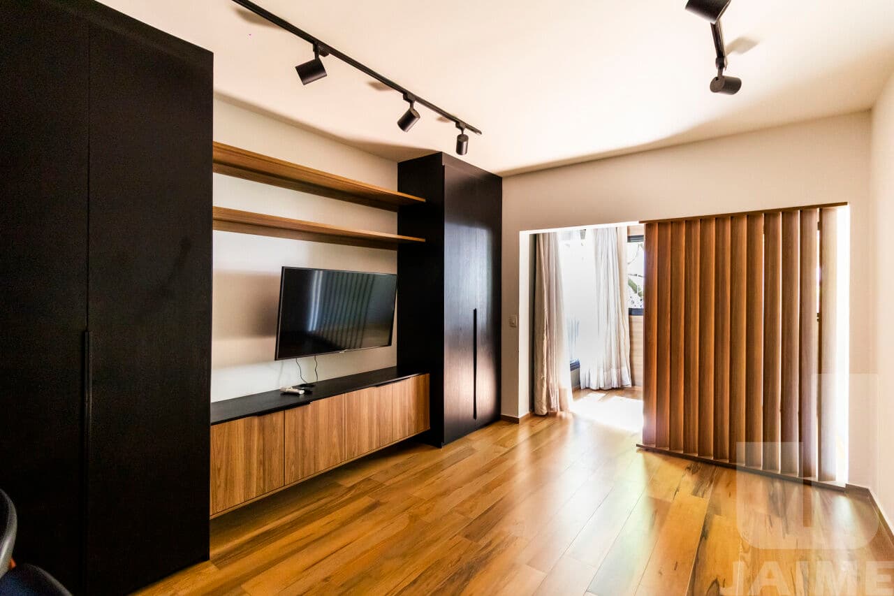 Apartamento de 1 dormitório na R BAHIA — Higienópolis, São Paulo - foto 1