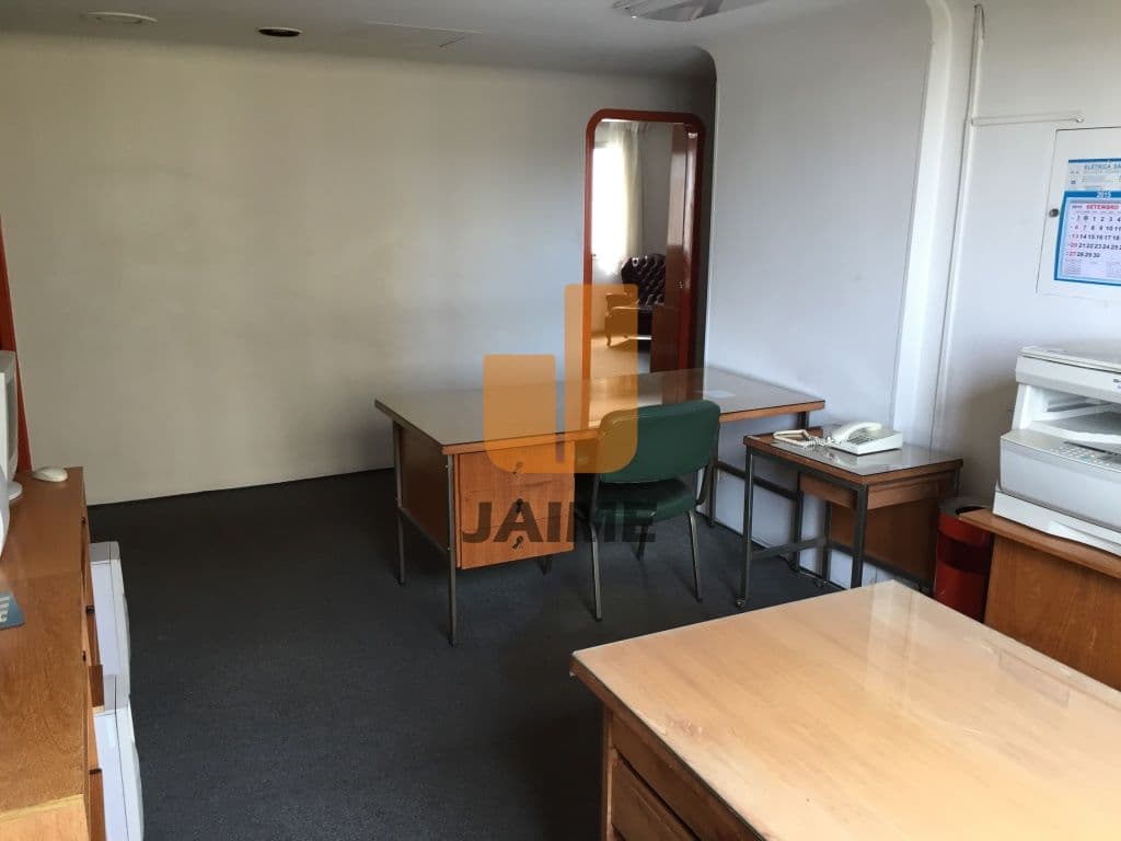 Comercial na PÇ DA LIBERDADE — Liberdade, São Paulo - foto 2