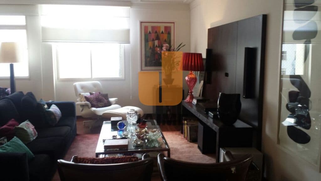 Apartamento de 3 dormitórios na R BAHIA — Higienópolis, São Paulo