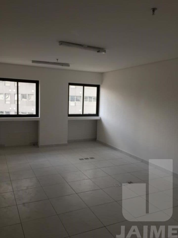 Comercial na R JOAQUIM MANUEL DE MACEDO — Barra Funda, São Paulo - foto 2