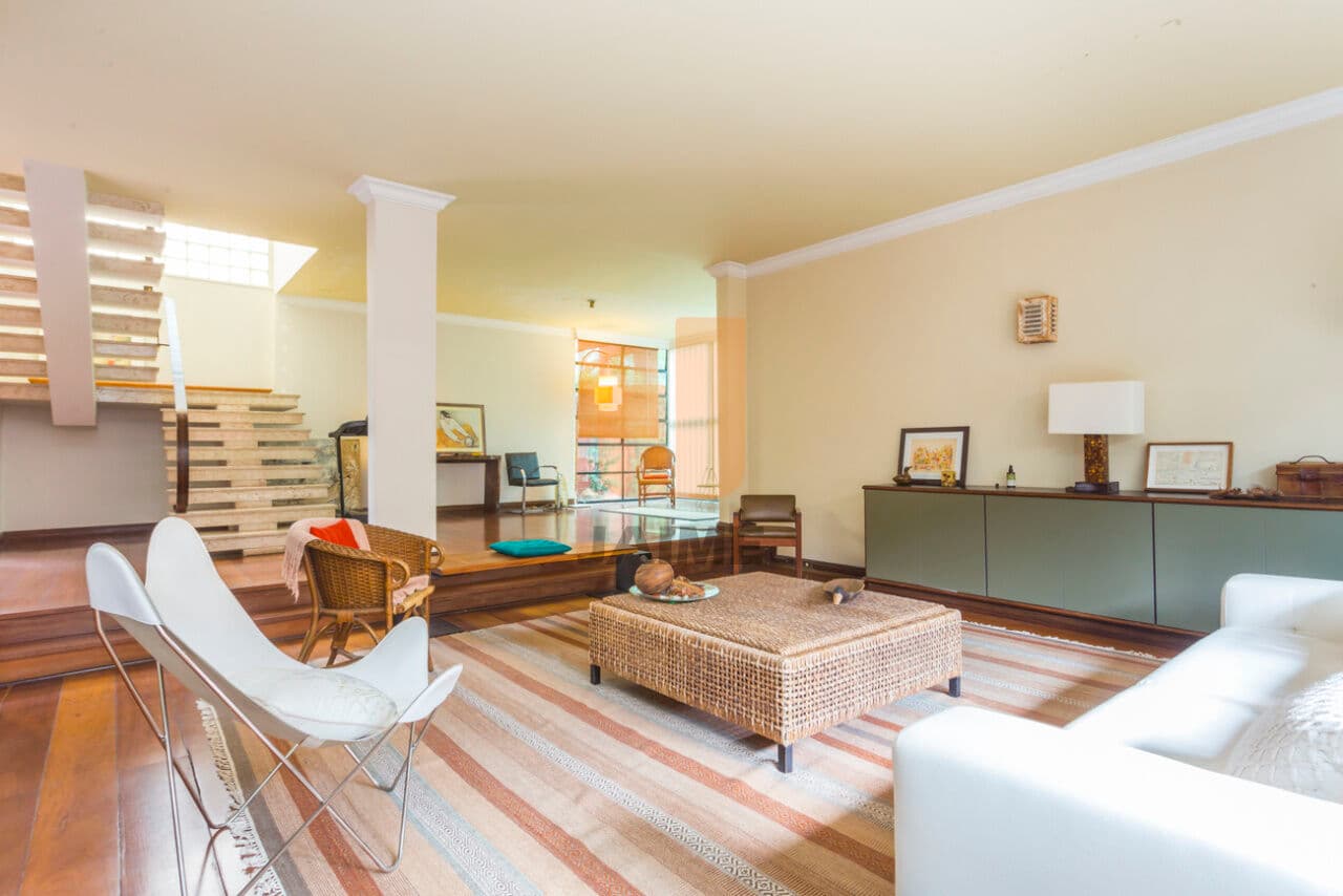Casa em Alto de Pinheiros