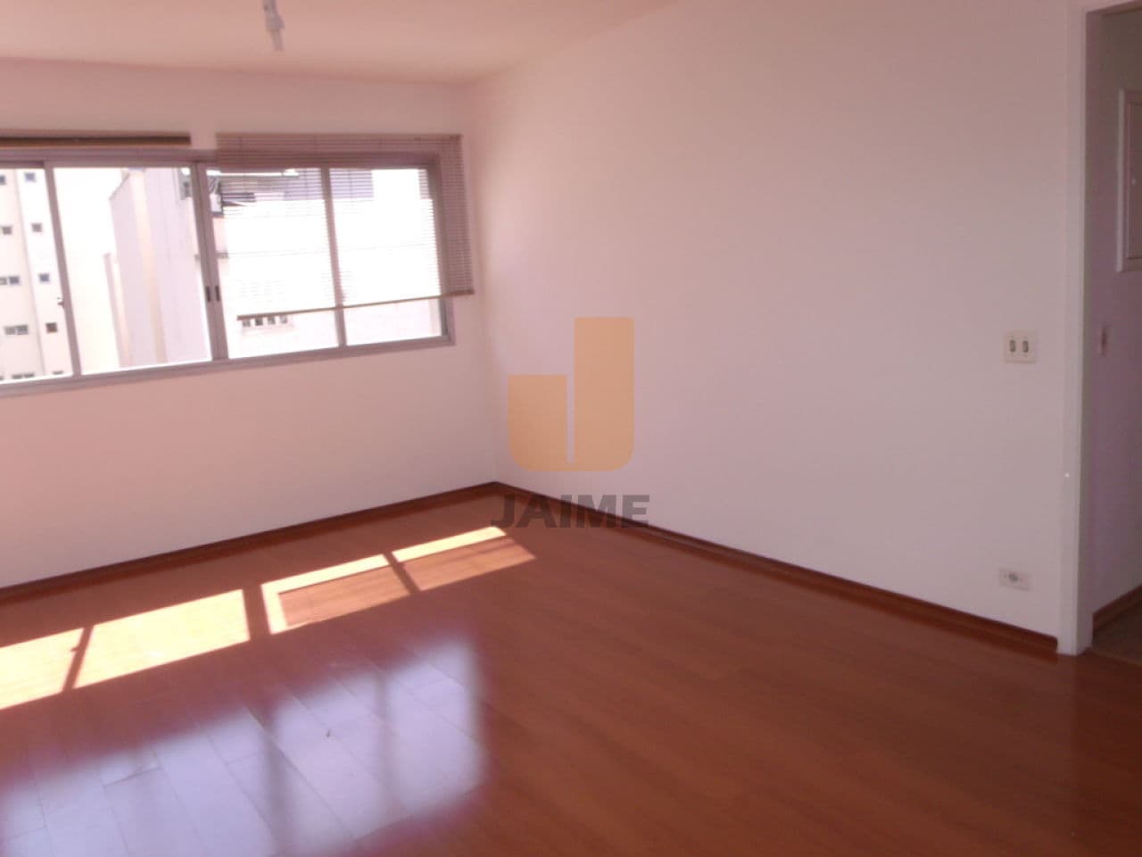 Apartamento de 2 dormitórios na R AURELIANO COUTINHO — Higienópolis, São Paulo - foto 2