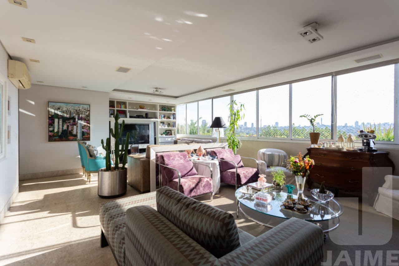 Apartamento de 3 dormitórios na R CEARÁ — Higienópolis, São Paulo