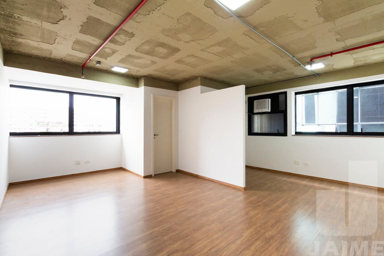 Comercial na AV ANGÉLICA — Higienópolis, São Paulo