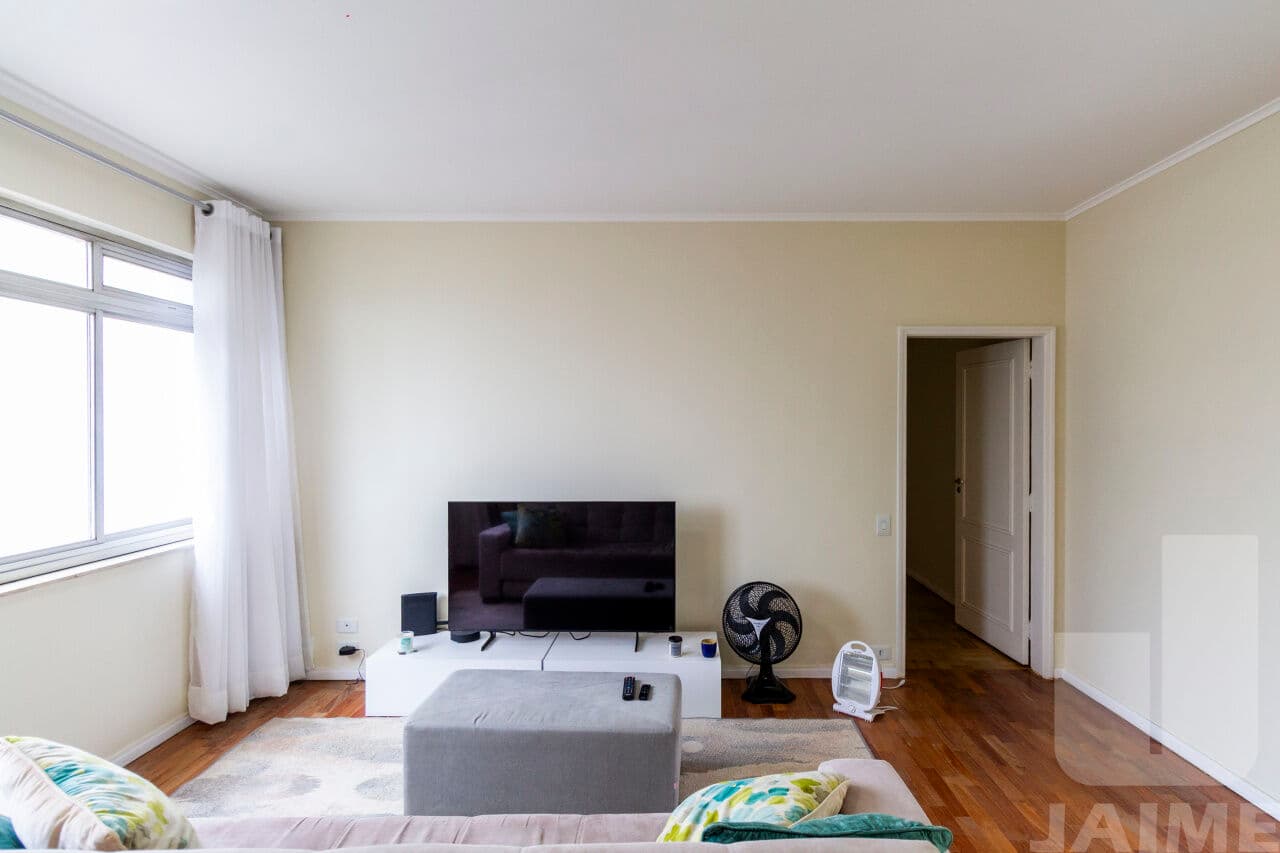 Apartamento de 3 dormitórios na PÇ VILABOIM — Higienópolis, São Paulo - foto 2