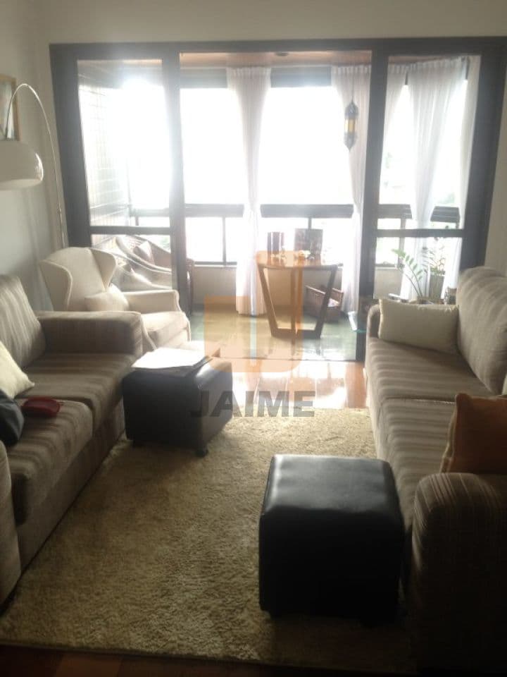 Apartamento de 3 dormitórios na R CAMPEVAS — Perdizes, São Paulo