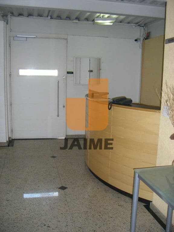 Comercial na R ANHANGÜERA — Barra Funda, São Paulo - foto 2