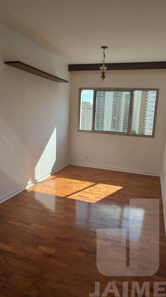 Apartamento em Alto de Pinheiros
