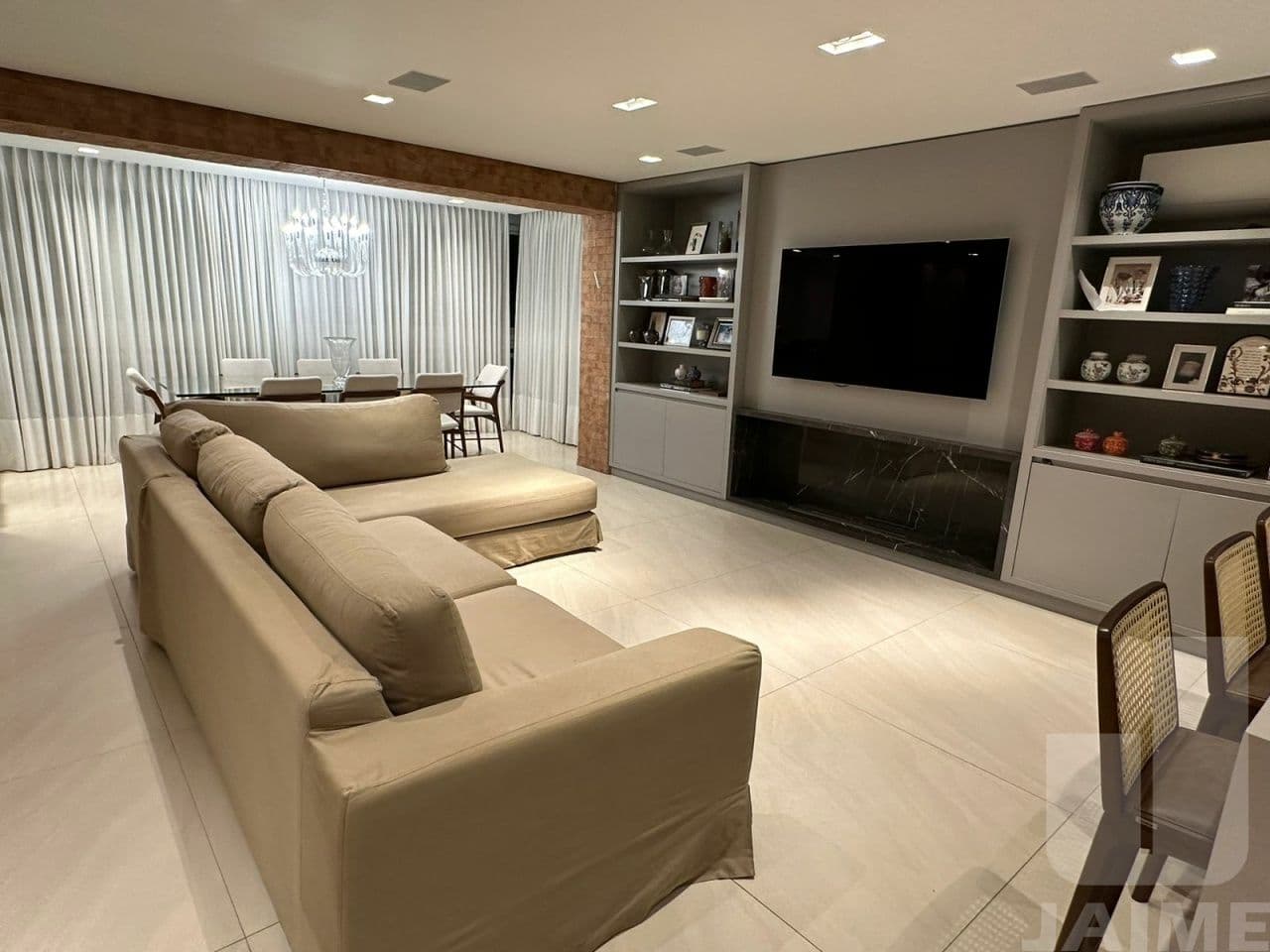 Apartamento de 3 dormitórios na R AIMBERÊ — Perdizes, São Paulo - foto 2