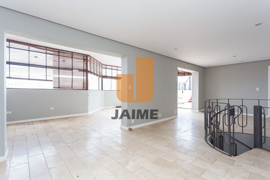 Apartamento de 3 dormitórios na R CAYOWAÁ — Perdizes, São Paulo
