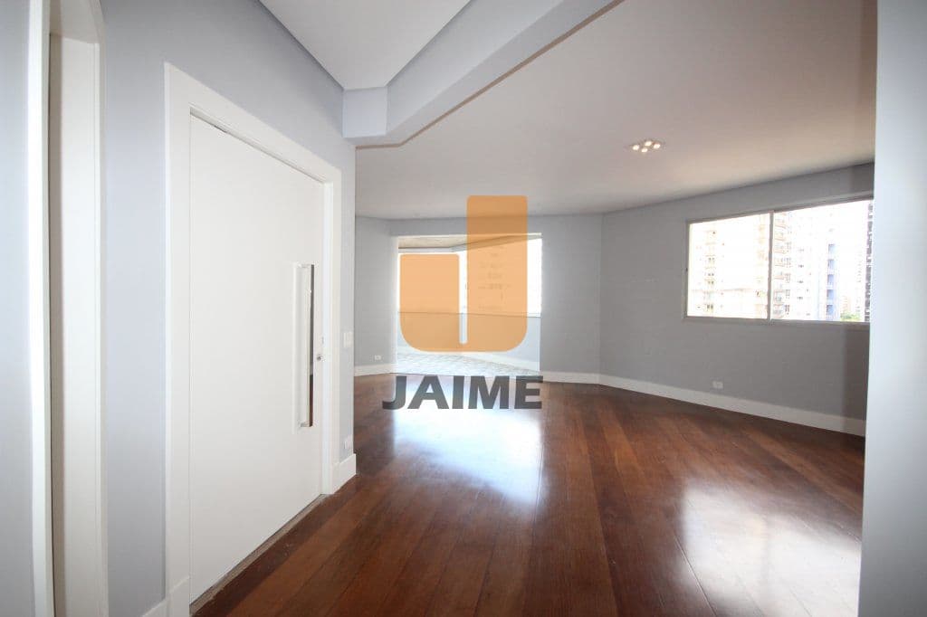 Apartamento de 3 dormitórios na AV JURITI — Moema, São Paulo - foto 2