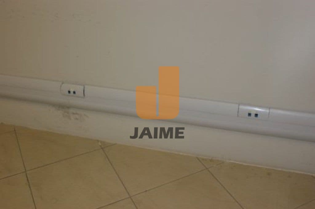 Comercial na AV SANTO AMARO — Santo Amaro, São Paulo - foto 2
