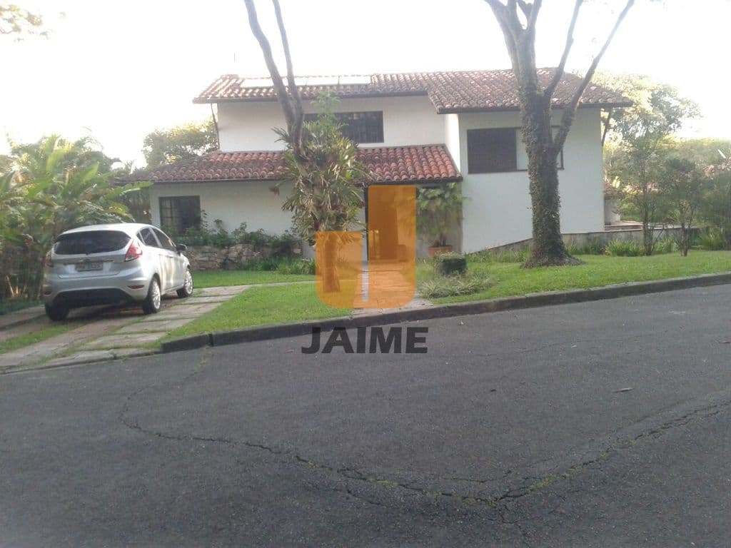 Casa de 4 dormitórios na R MAESTRO MANOEL VITORINO DOS SANTOS — Granja Viana Ii, São Paulo