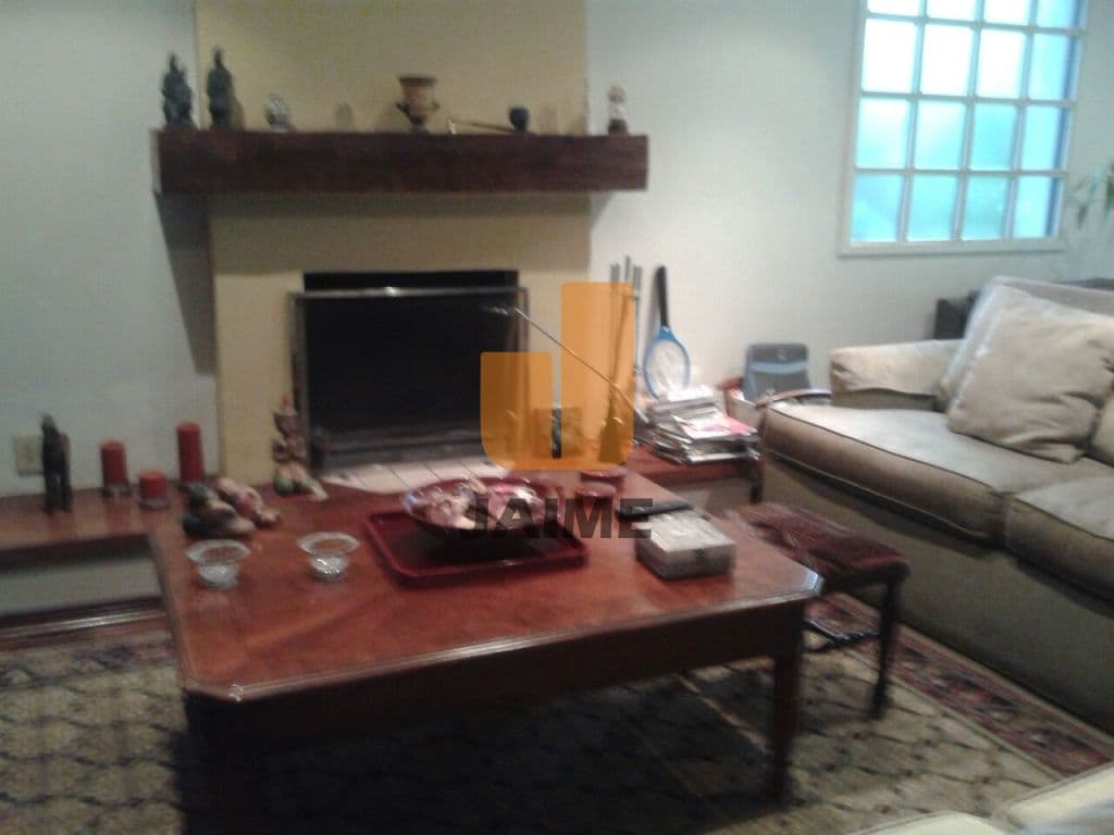 Casa de 4 dormitórios na R MAESTRO MANOEL VITORINO DOS SANTOS — Granja Viana Ii, São Paulo - foto 3