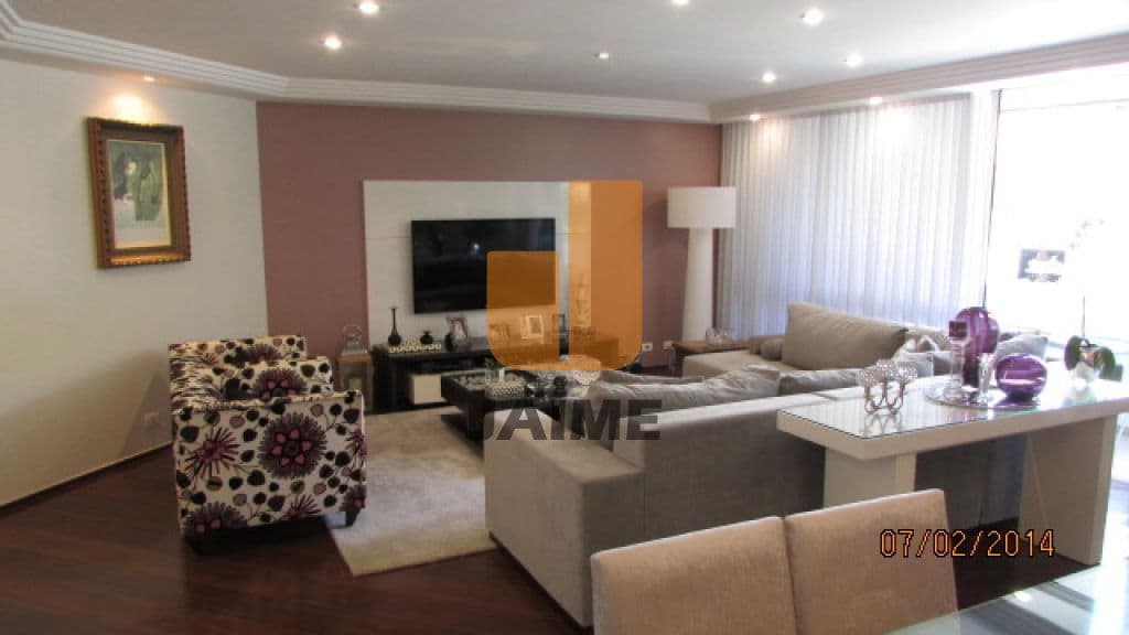 Apartamento de 3 dormitórios na R Paraguassu — Perdizes, São Paulo
