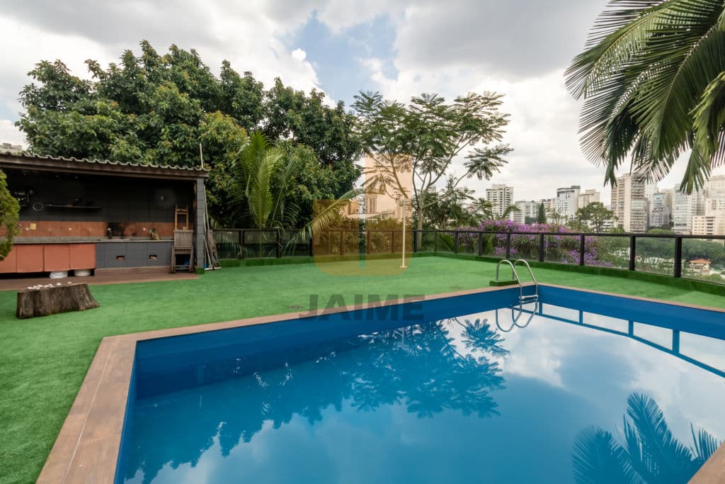 Casa de 4 dormitórios na R TRAIPU — Pacaembu, São Paulo - foto 2