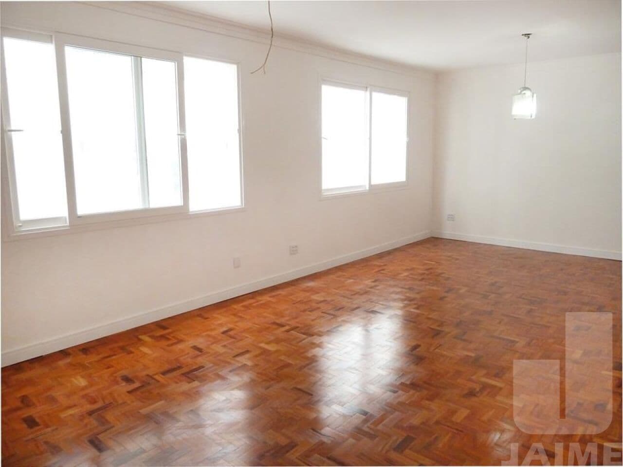 Apartamento de 3 dormitórios na AL Joaquim Eugênio de Lima — Jardim Paulista, São Paulo