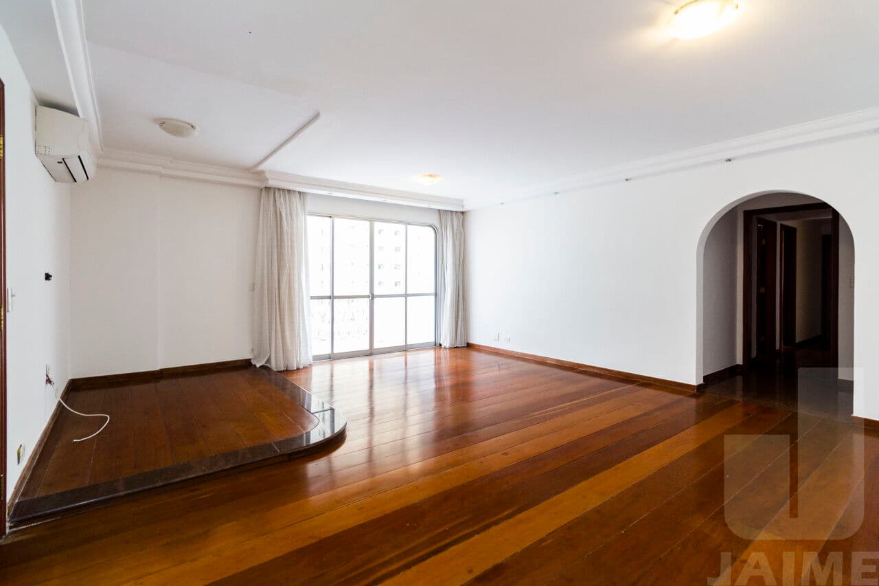 Apartamento de 3 dormitórios na R APIACÁS — Perdizes, São Paulo