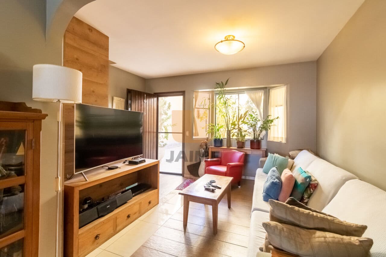 Casa de 3 dormitórios na R FÉLIX DELLA ROSA — Vila Madalena, São Paulo