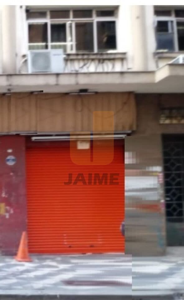 Comercial em Sé