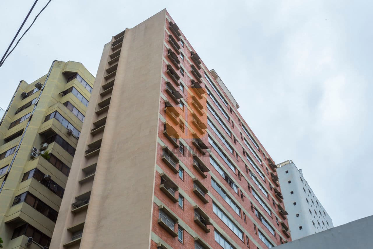 Apartamento de 2 dormitórios na R Turiassu — Perdizes, São Paulo