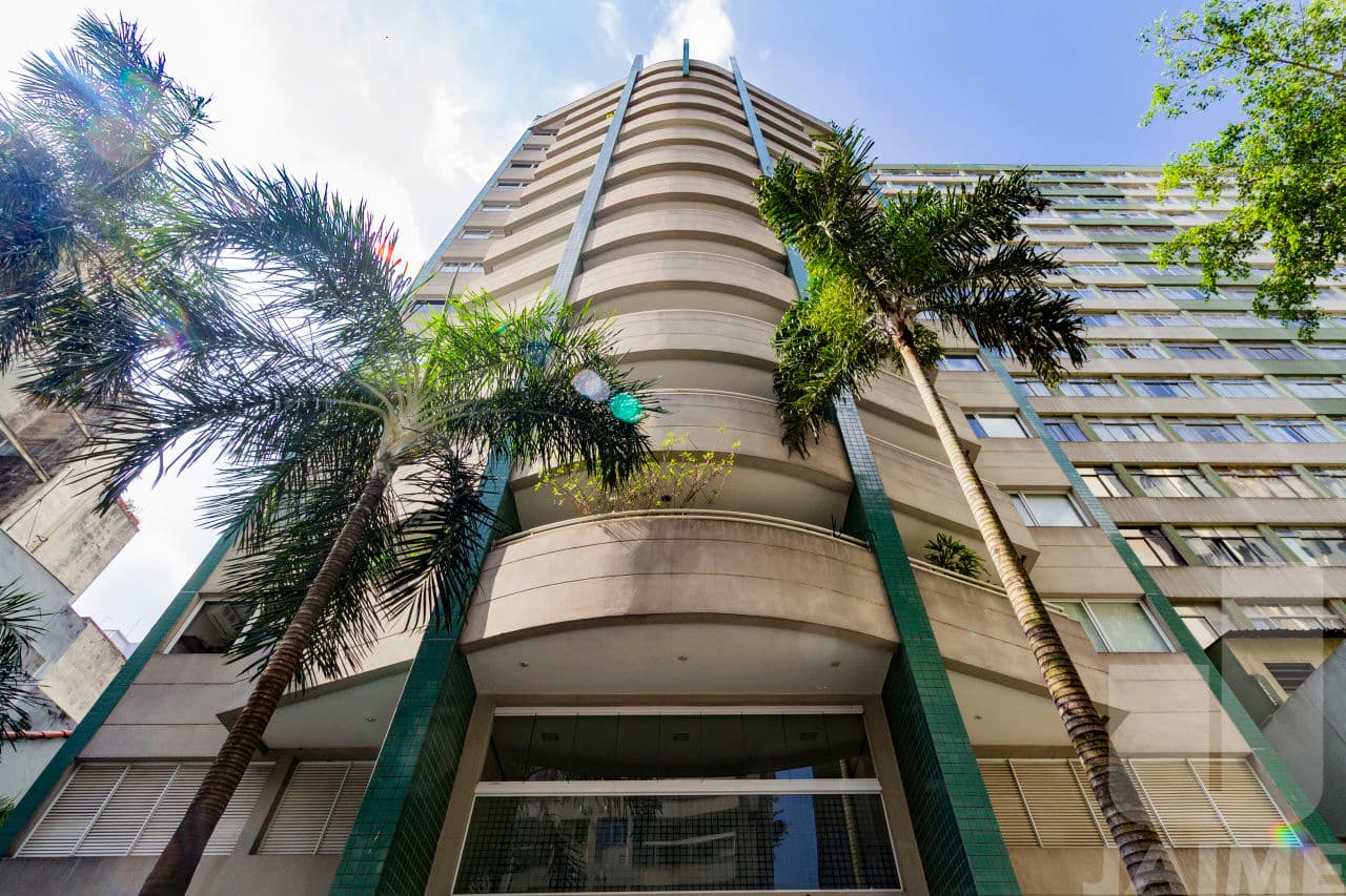 Comercial na R DONA ANTÔNIA DE QUEIRÓS — Consolação, São Paulo