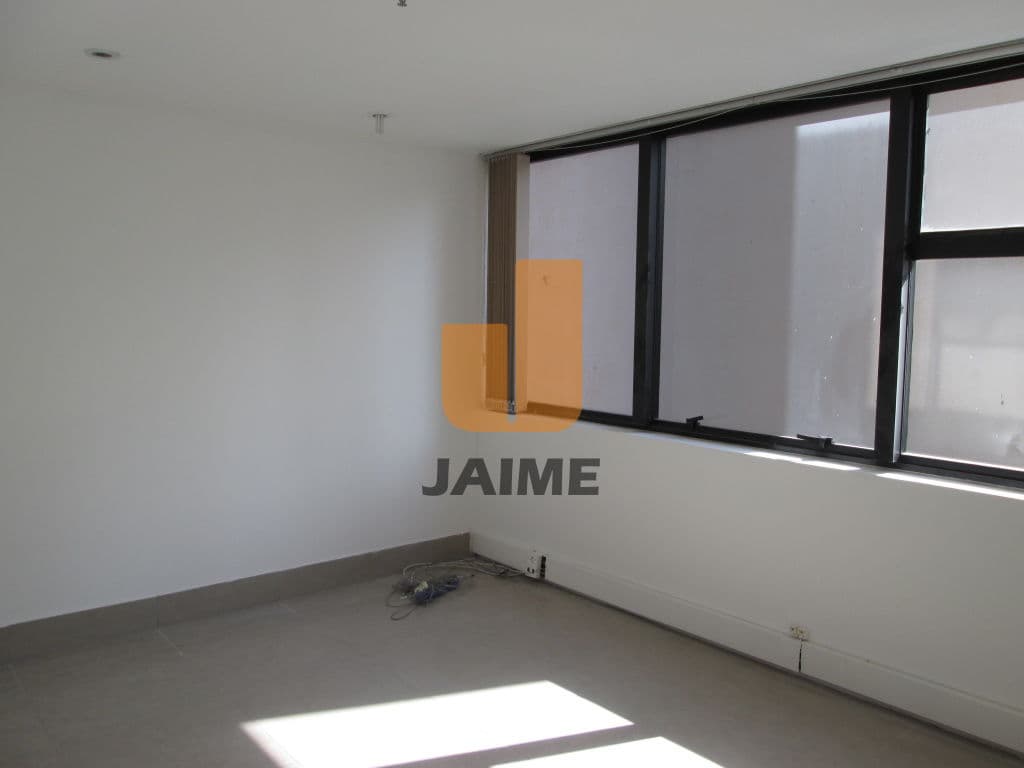 Comercial na AL BARROS — Higienópolis, São Paulo