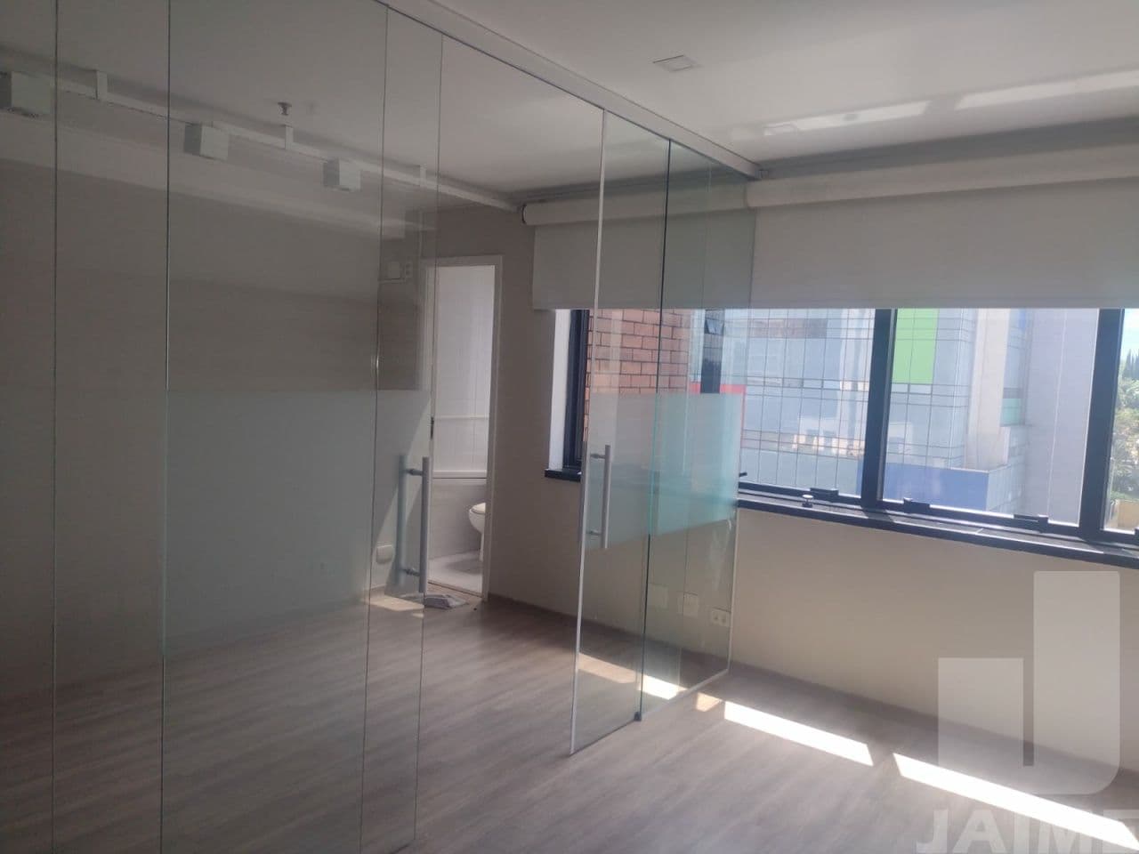 Comercial na AV ANGÉLICA — Higienópolis, São Paulo