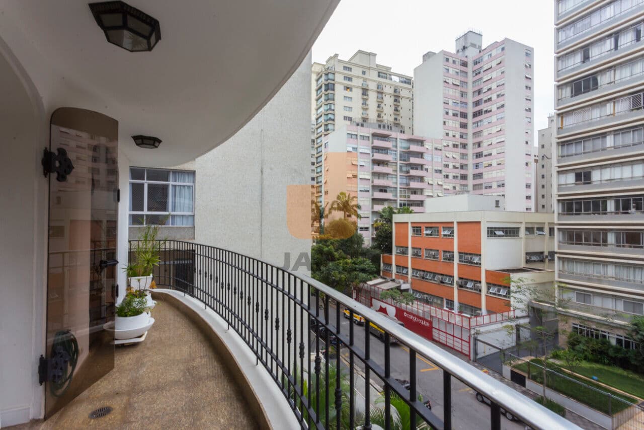Apartamento de 4 dormitórios na R SÃO VICENTE DE PAULA — Higienópolis, São Paulo