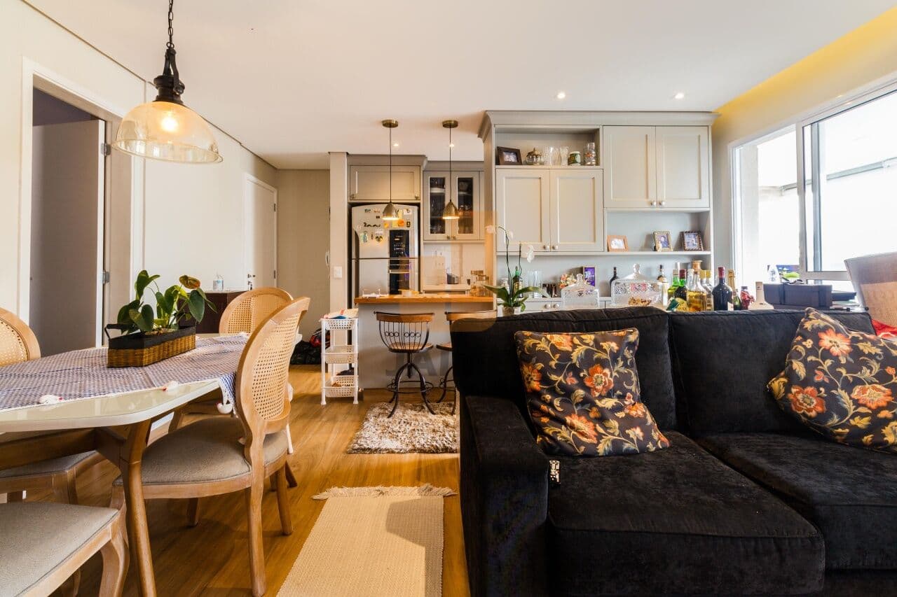 Apartamento de 2 dormitórios na R Baronesa de Itu — Higienópolis, São Paulo