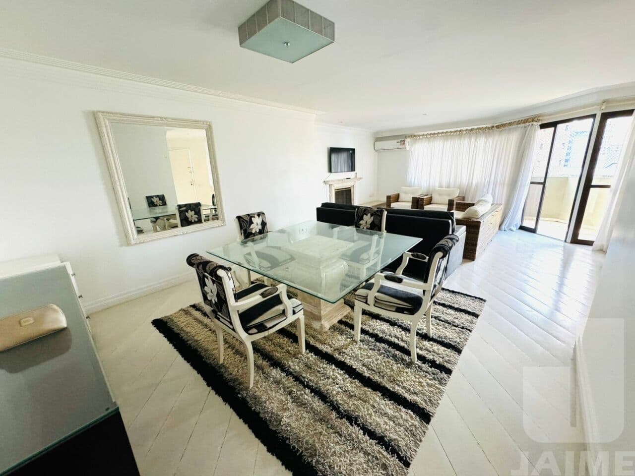 Apartamento de 3 dormitórios na R Sampaio Viana — Paraíso, São Paulo