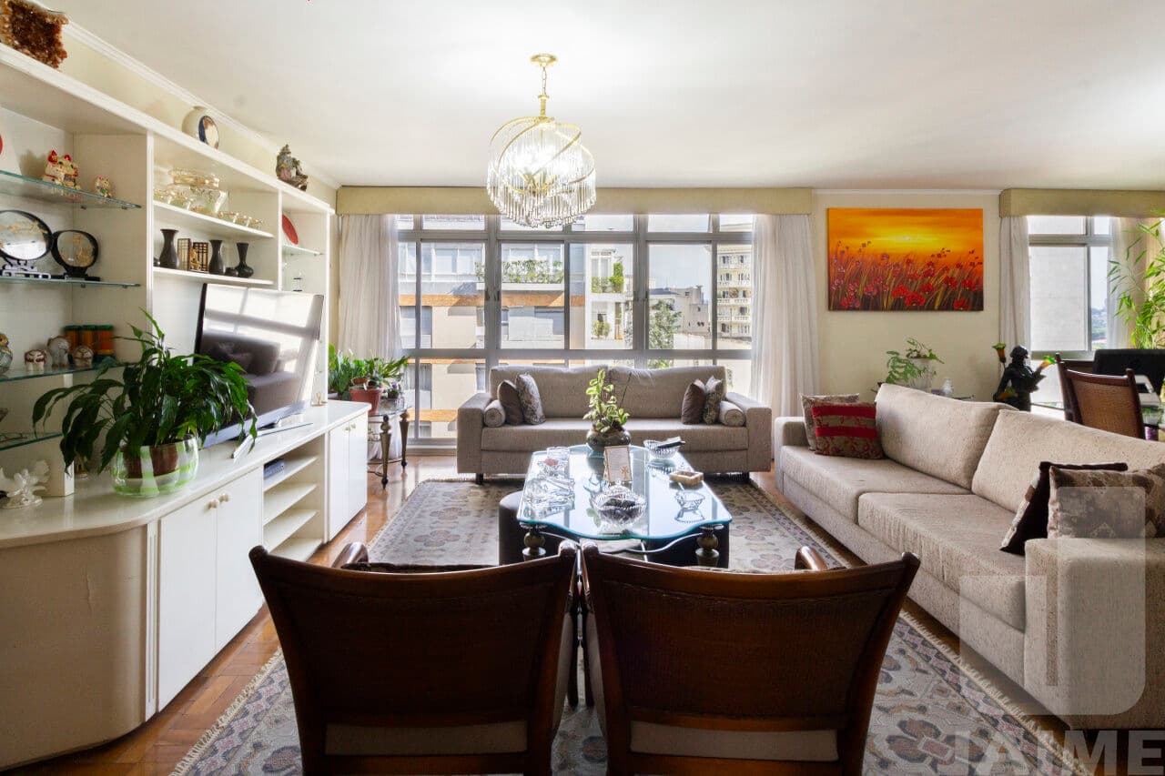 Apartamento de 3 dormitórios na R PERNAMBUCO — Higienópolis, São Paulo