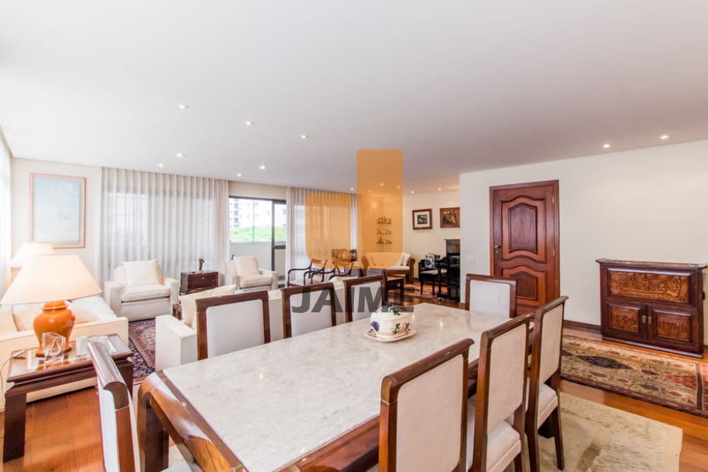 Apartamento de 4 dormitórios na R DOUTOR ALBUQUERQUE LINS — Higienópolis, São Paulo