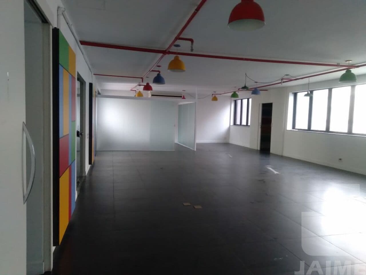 Comercial na R General Jardim — Vila Buarque, São Paulo