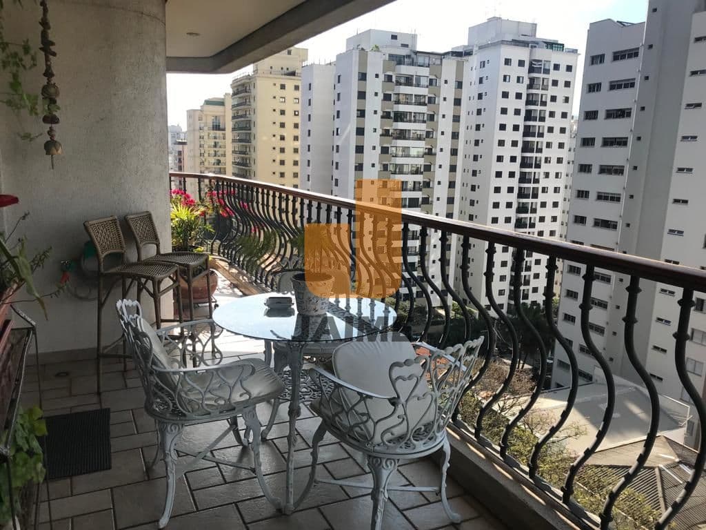 Apartamento de 4 dormitórios na R WANDERLEY — Perdizes, São Paulo