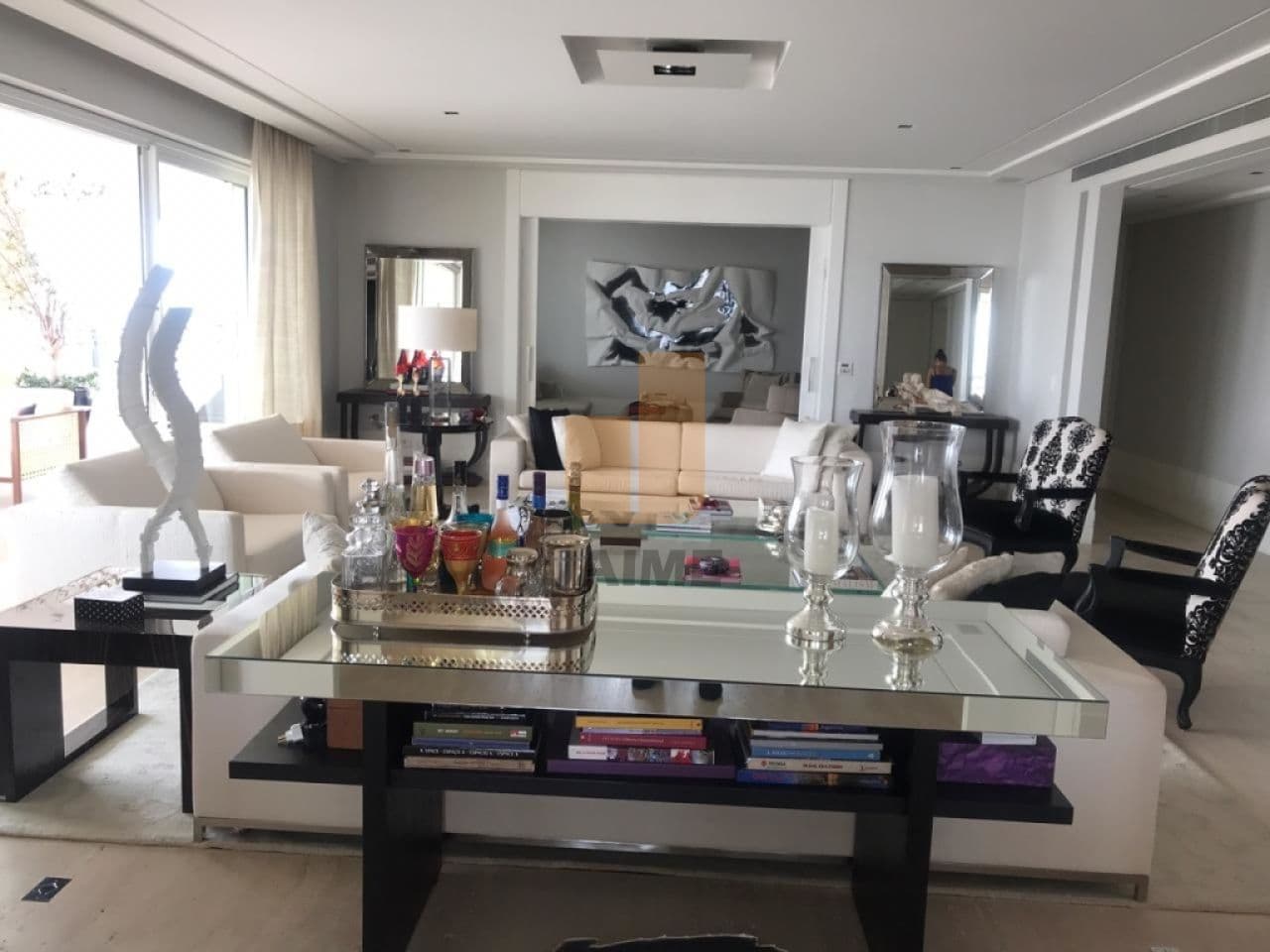 Apartamento de 4 dormitórios na AL Barros — Higienópolis, São Paulo