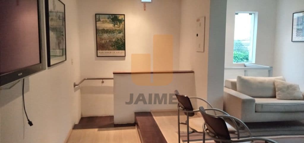 Comercial na R Gomes Freire — Lapa, São Paulo