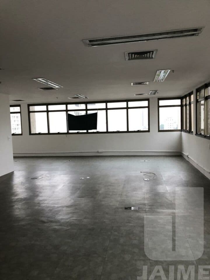 Comercial na R DOUTOR FRANCO DA ROCHA — Perdizes, São Paulo