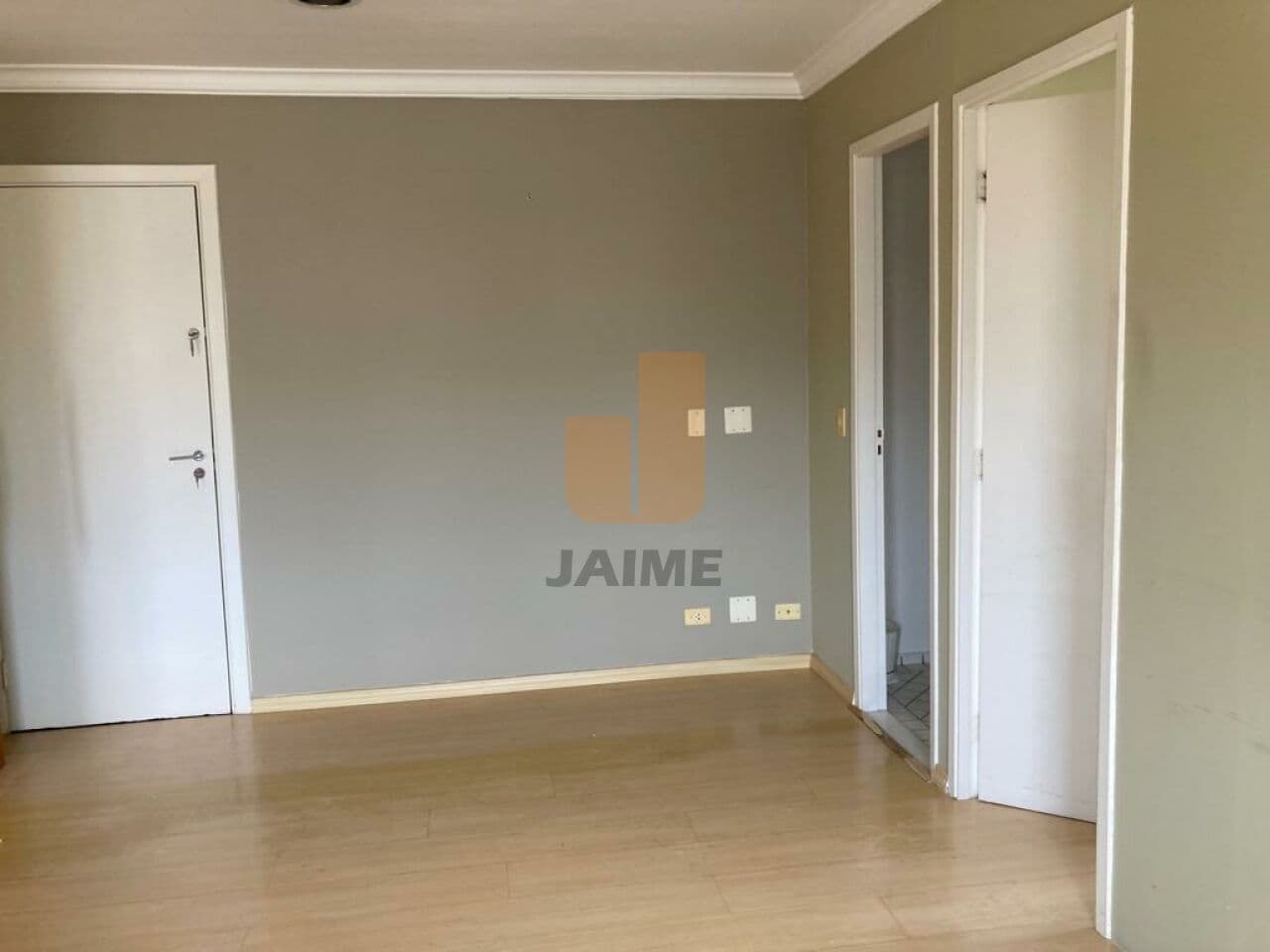 Comercial na LARGO PADRE PÉRICLES — Barra Funda, São Paulo