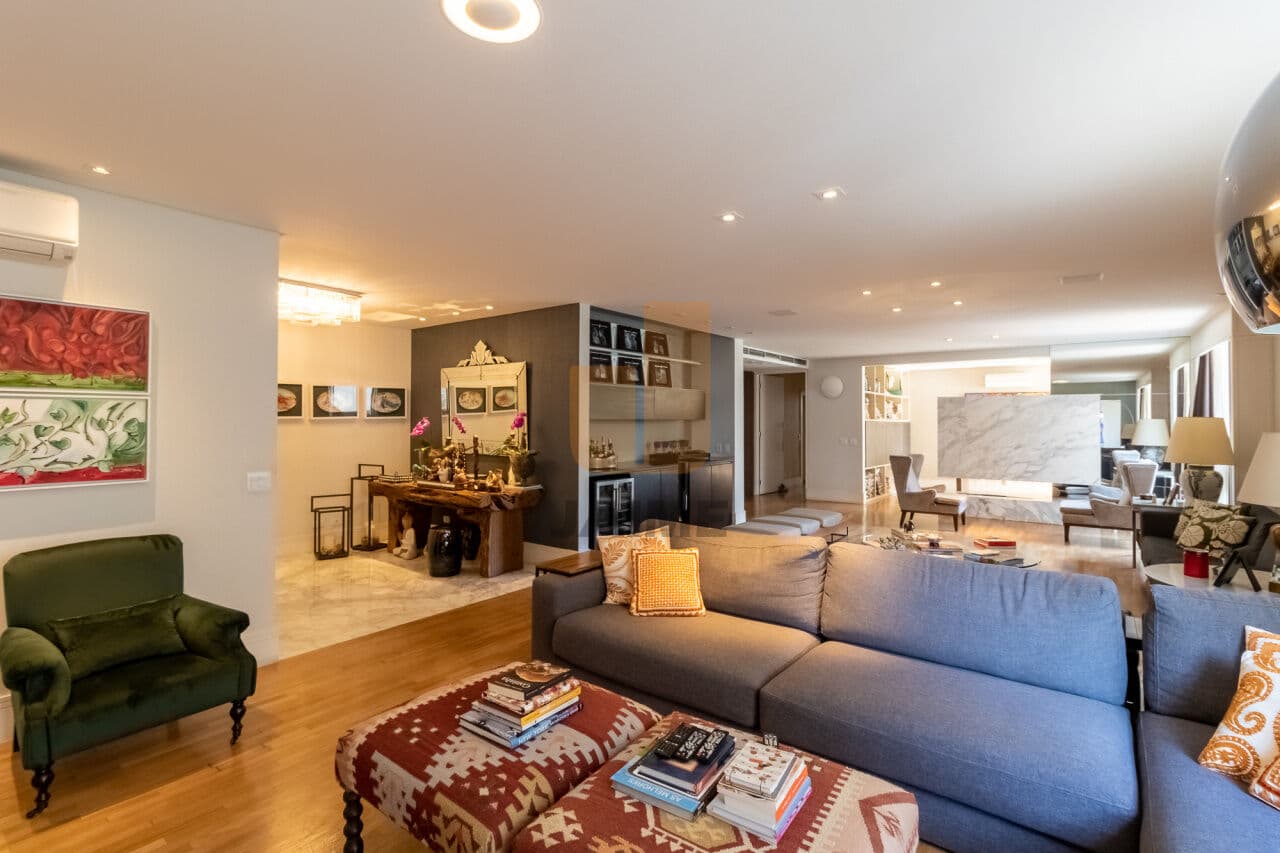 Apartamento de 3 dormitórios na R SÃO VICENTE DE PAULA — Higienópolis, São Paulo