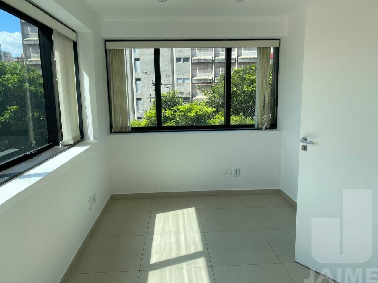 Comercial na R Leandro Dupré — Vila Clementino, São Paulo