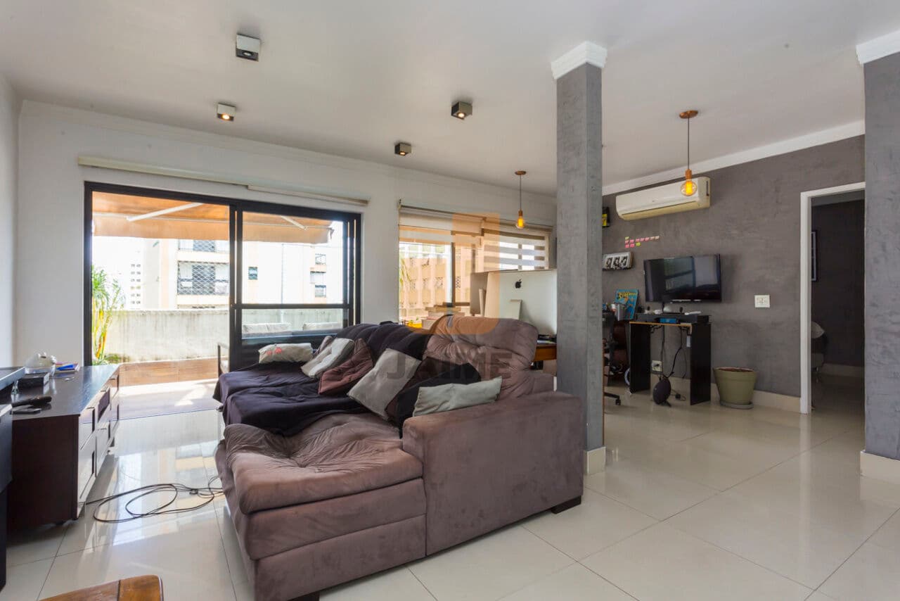 Apartamento de 1 dormitório na R CAYOWAÁ — Sumaré, São Paulo