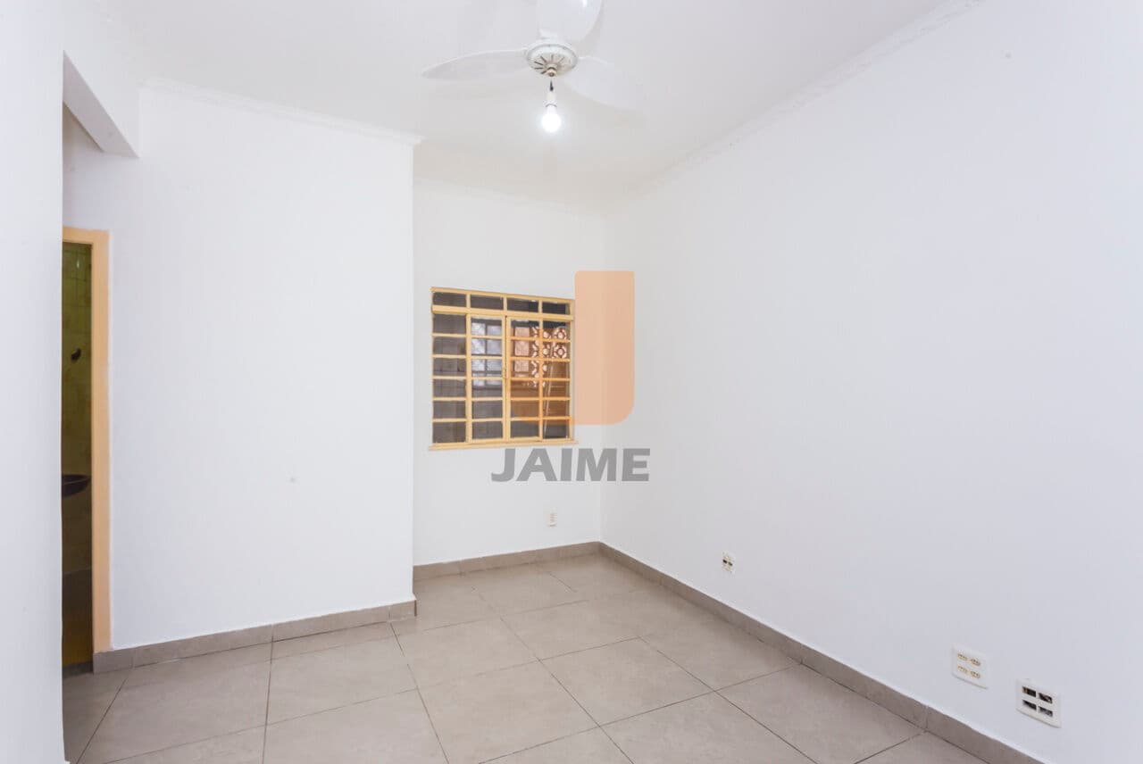 Apartamento de 2 dormitórios na R Aimberê — Perdizes, São Paulo