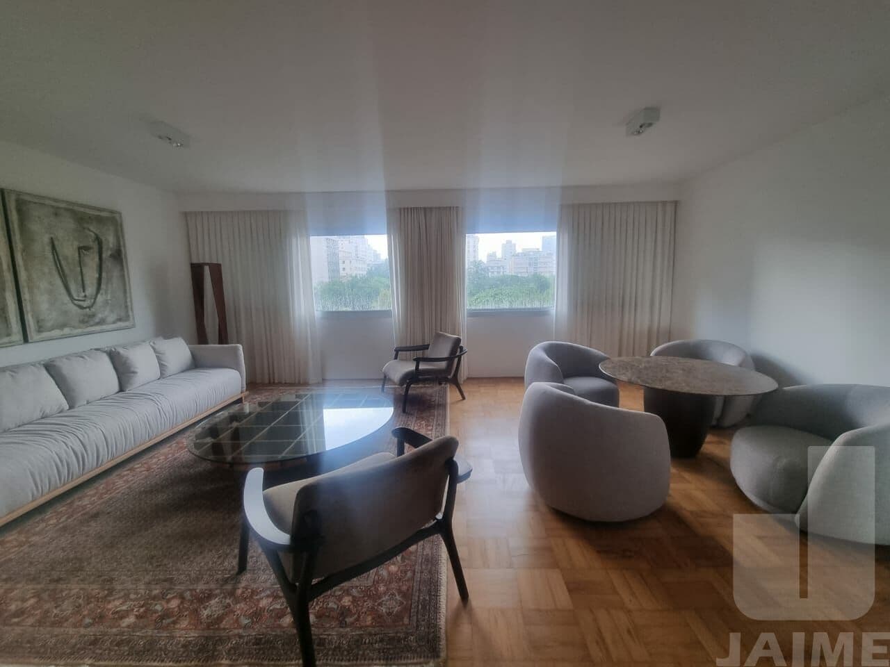 Apartamento de 2 dormitórios na R BAHIA — Higienópolis, São Paulo