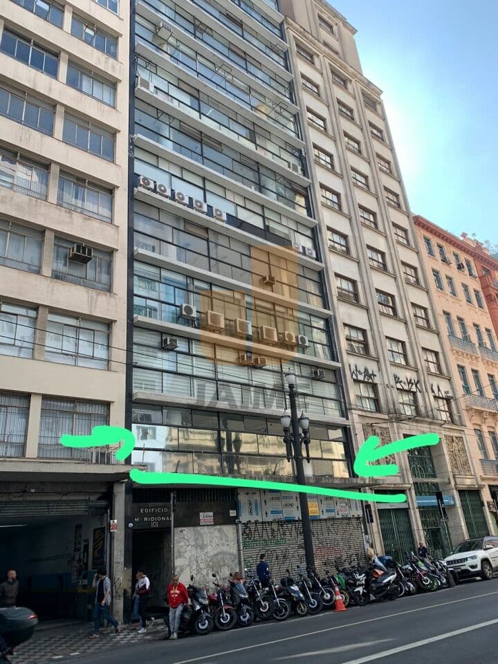Comercial na R Líbero Badaró — Centro, São Paulo