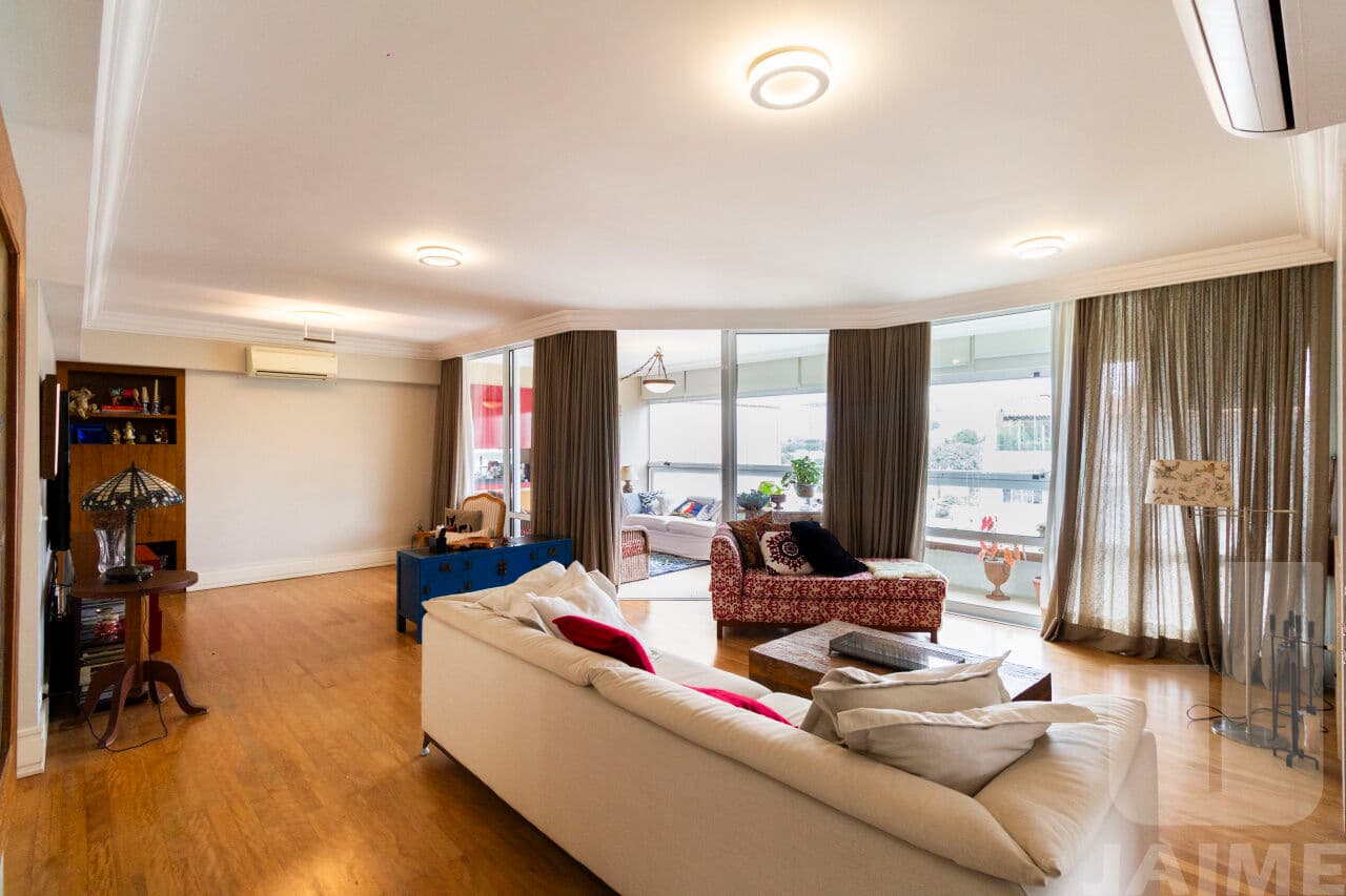 Apartamento de 3 dormitórios na R Apiacás — Perdizes, São Paulo