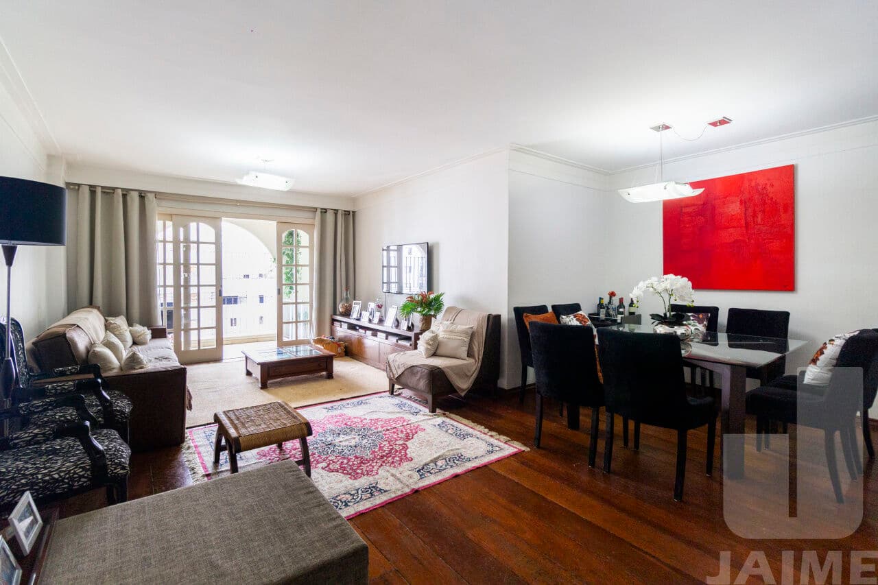 Apartamento de 4 dormitórios na R João Ramalho — Perdizes, São Paulo