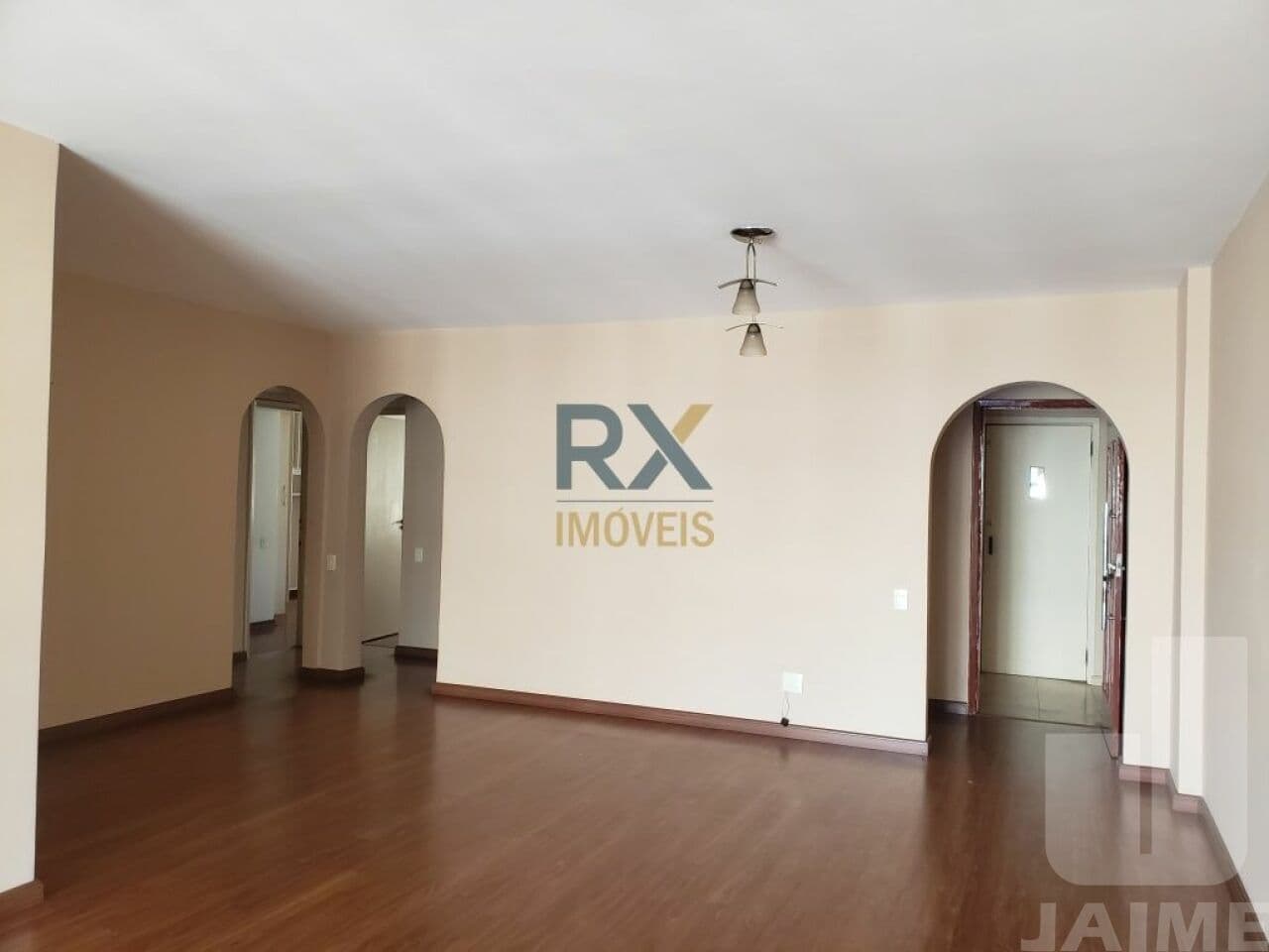 Apartamento de 4 dormitórios na R João Ramalho — Perdizes, São Paulo