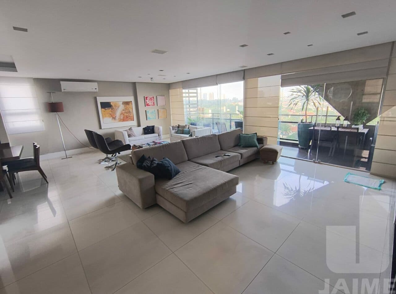 Apartamento de 3 dormitórios na R CEARÁ — Higienópolis, São Paulo